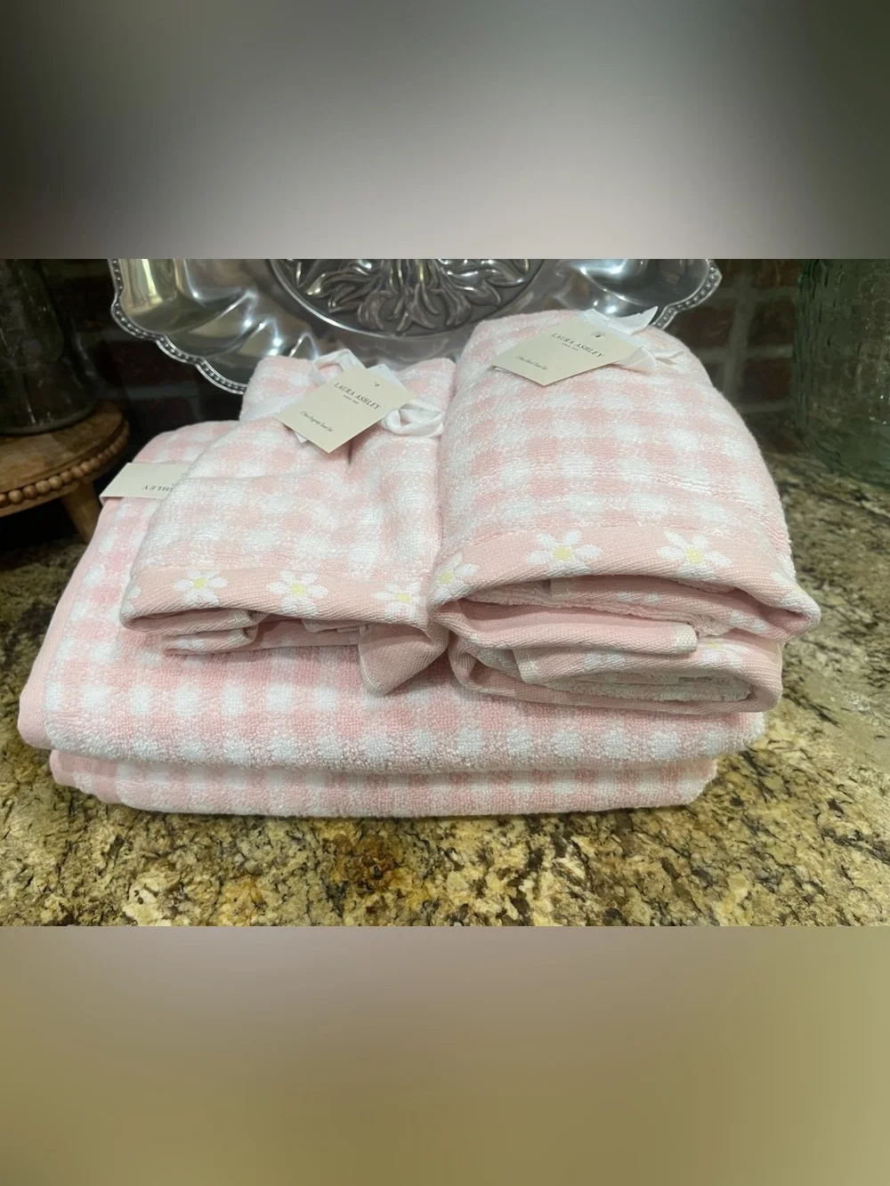 Laura Ashley Ginny Pink White Towels Bundle - bath, hand & finger towels -NEW!